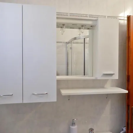 Nika Starigrad Paklenica