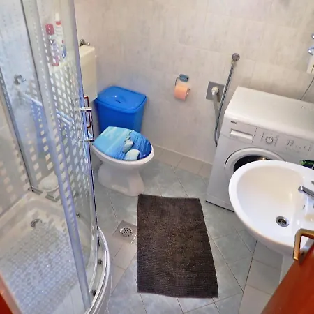 Nika * Starigrad Paklenica