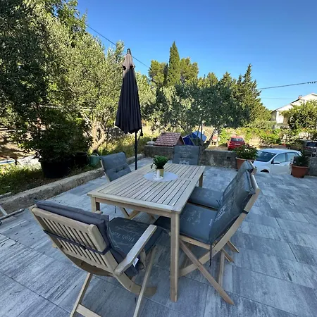 Nika Starigrad Paklenica